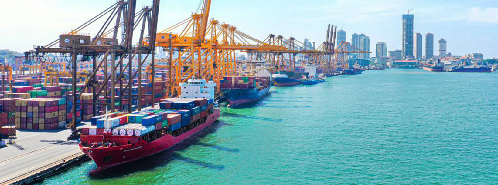 Queen Jati graces Colombo Port