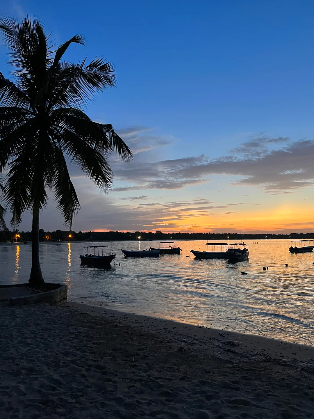 Tranquil waves, warm sunset glow